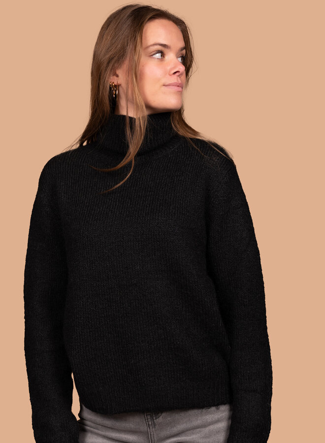 Warme coltrui Isabelle zwart