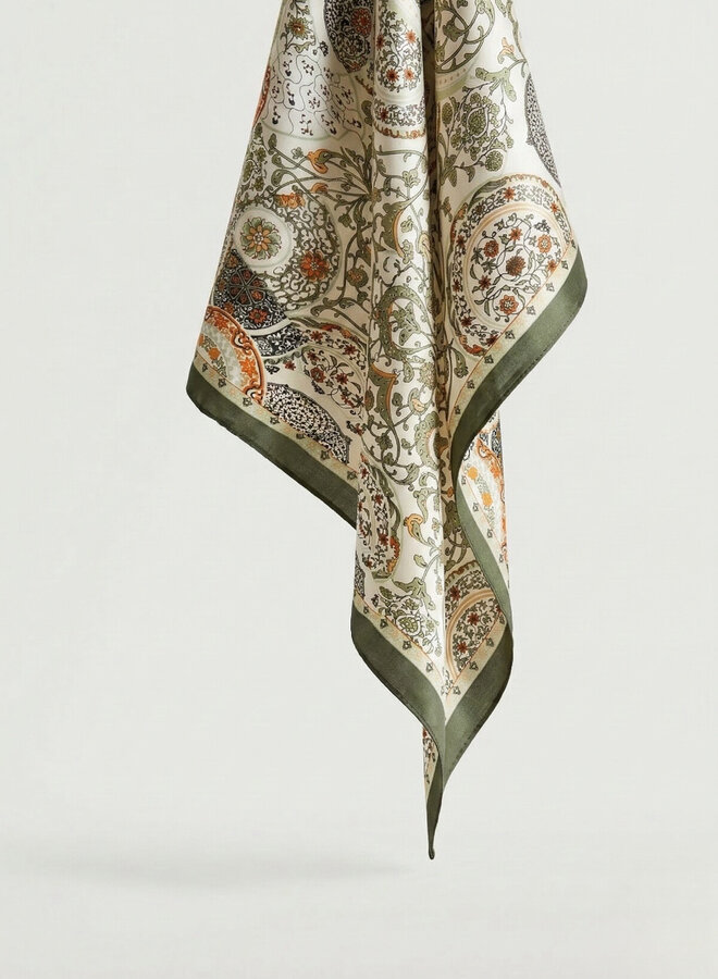 Sjaaltje satijn groen en oranje print beige