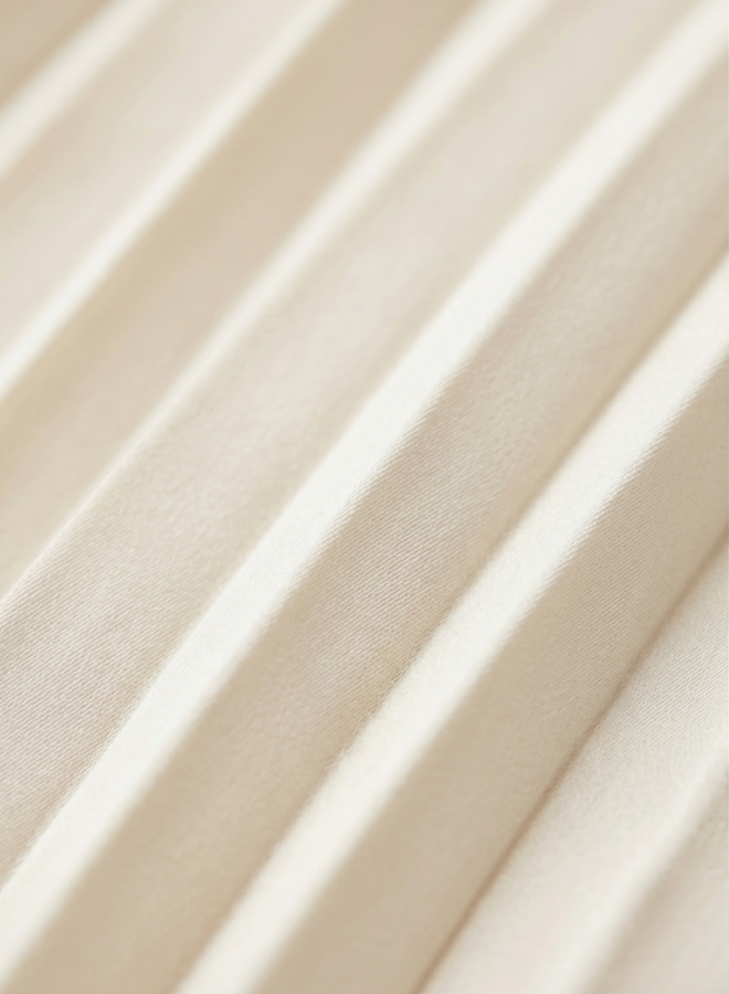 Blouse satin-look wit