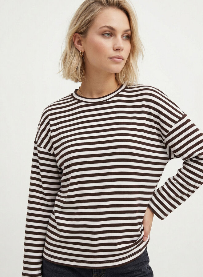 Gestreept shirt chocolade met wit