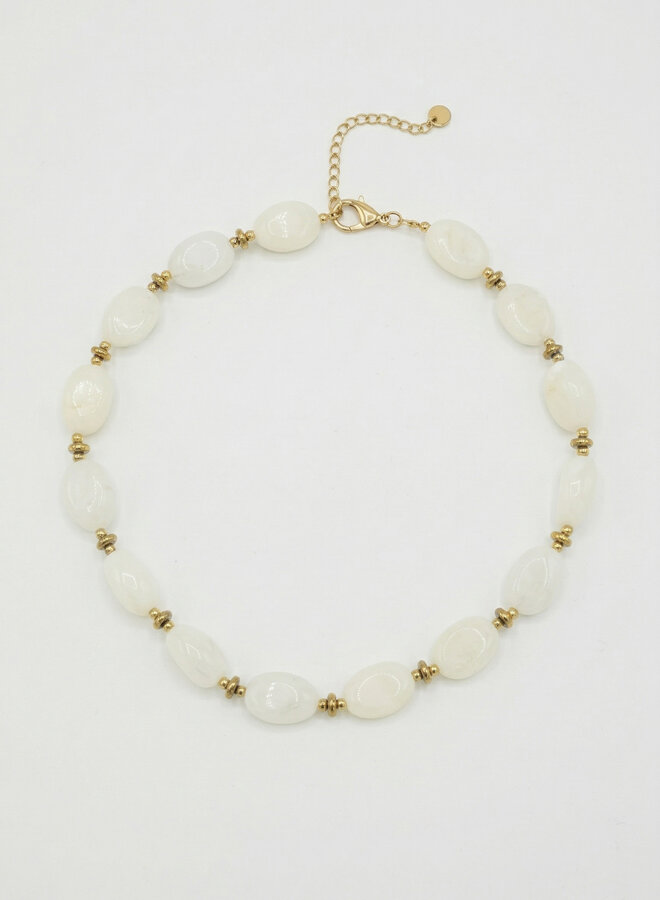 Kralen ketting Suus off white
