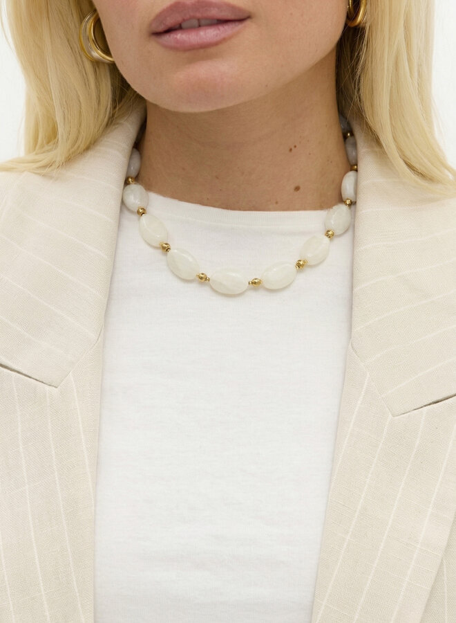 Kralen ketting Suus off white