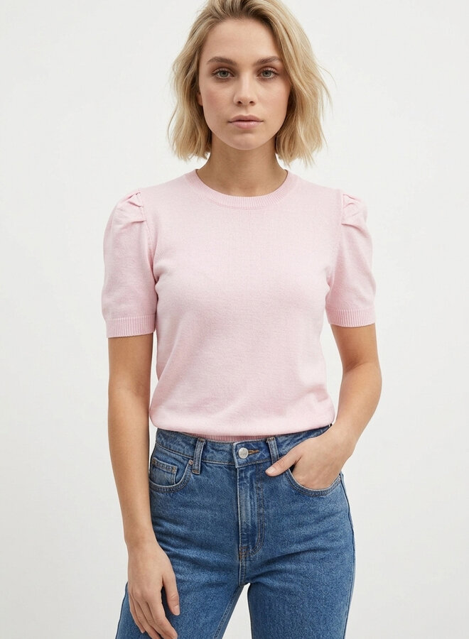 Top met kleine pofmouw roze