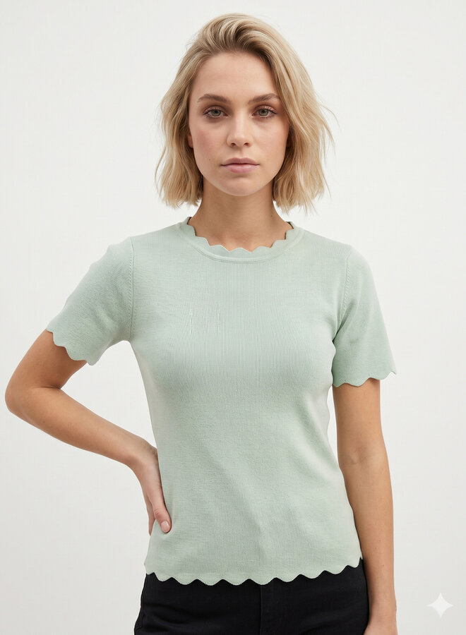Top met zigzag details groen