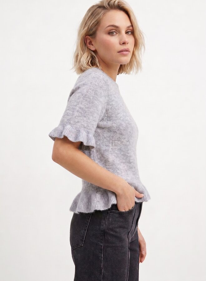 Gebreide top met ruffle mouw grijs
