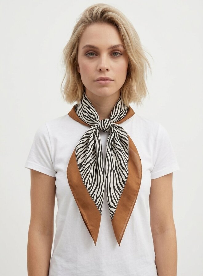 Sjaaltje satijn zebra print bruin/zwart