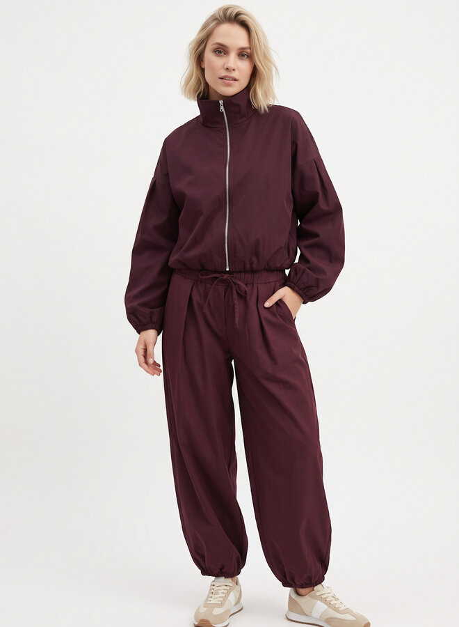 Jacket hoge hals met rits bordeaux rood