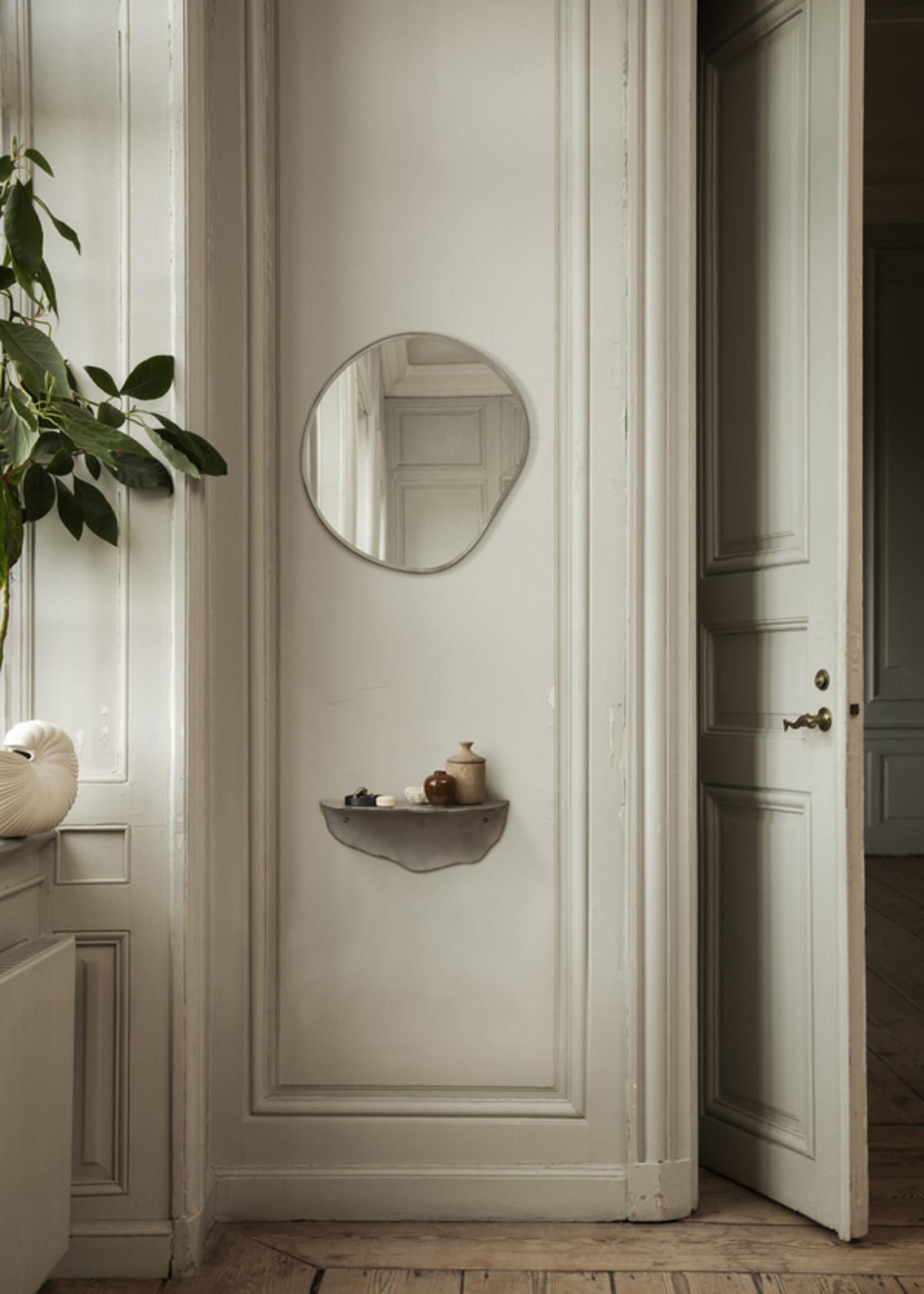Ferm Ferm - pond mirror S - brass