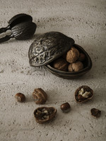 Ferm Forest nut box - Antique brass