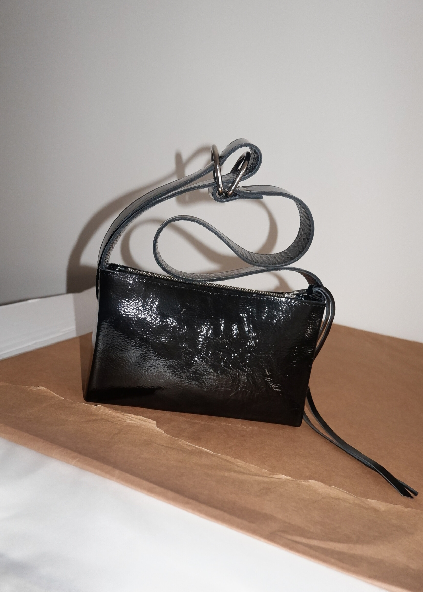 nona Box bag - Crushed Patent bag
