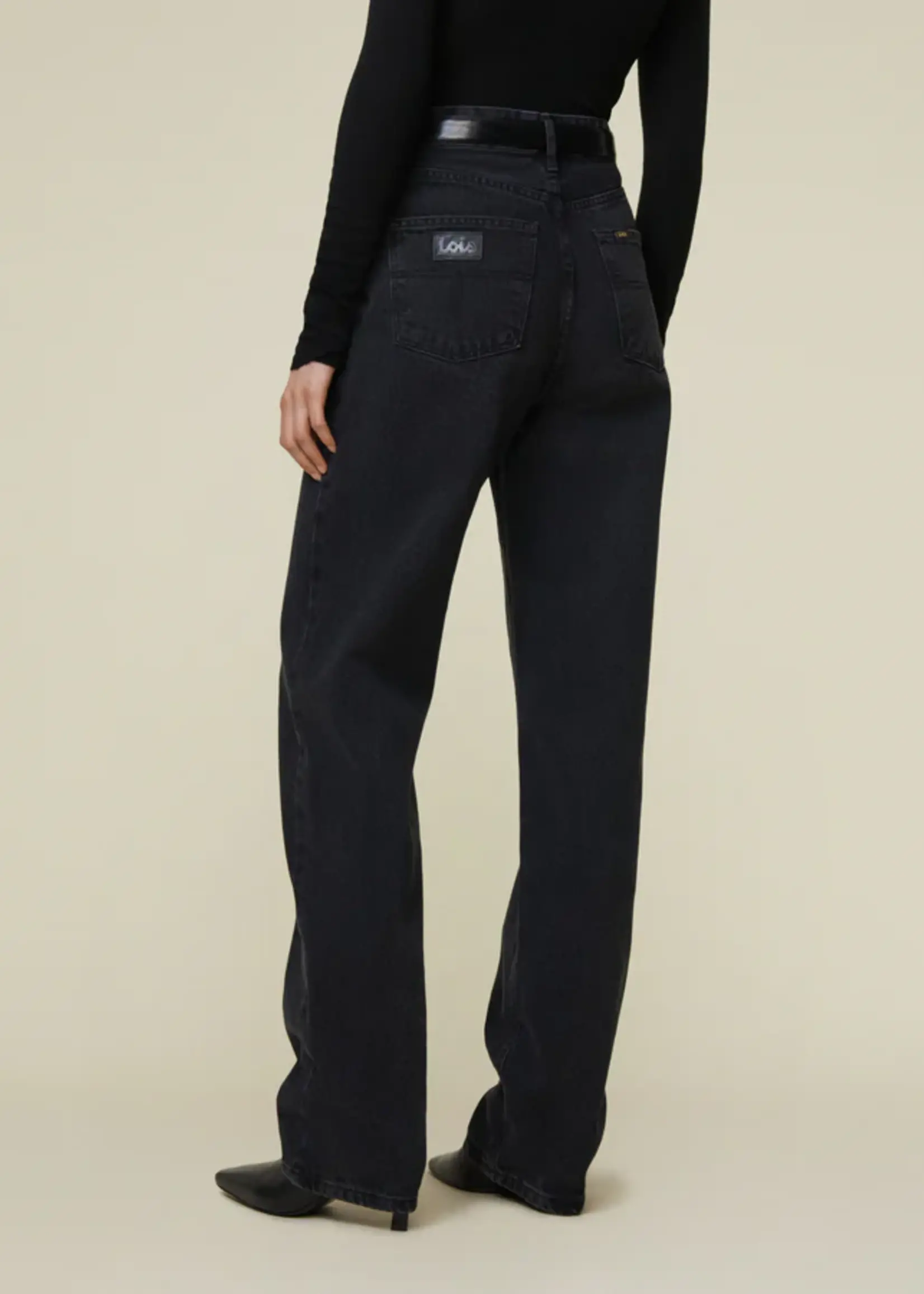 lois Maya - Main Black - High Rise Straight Fit