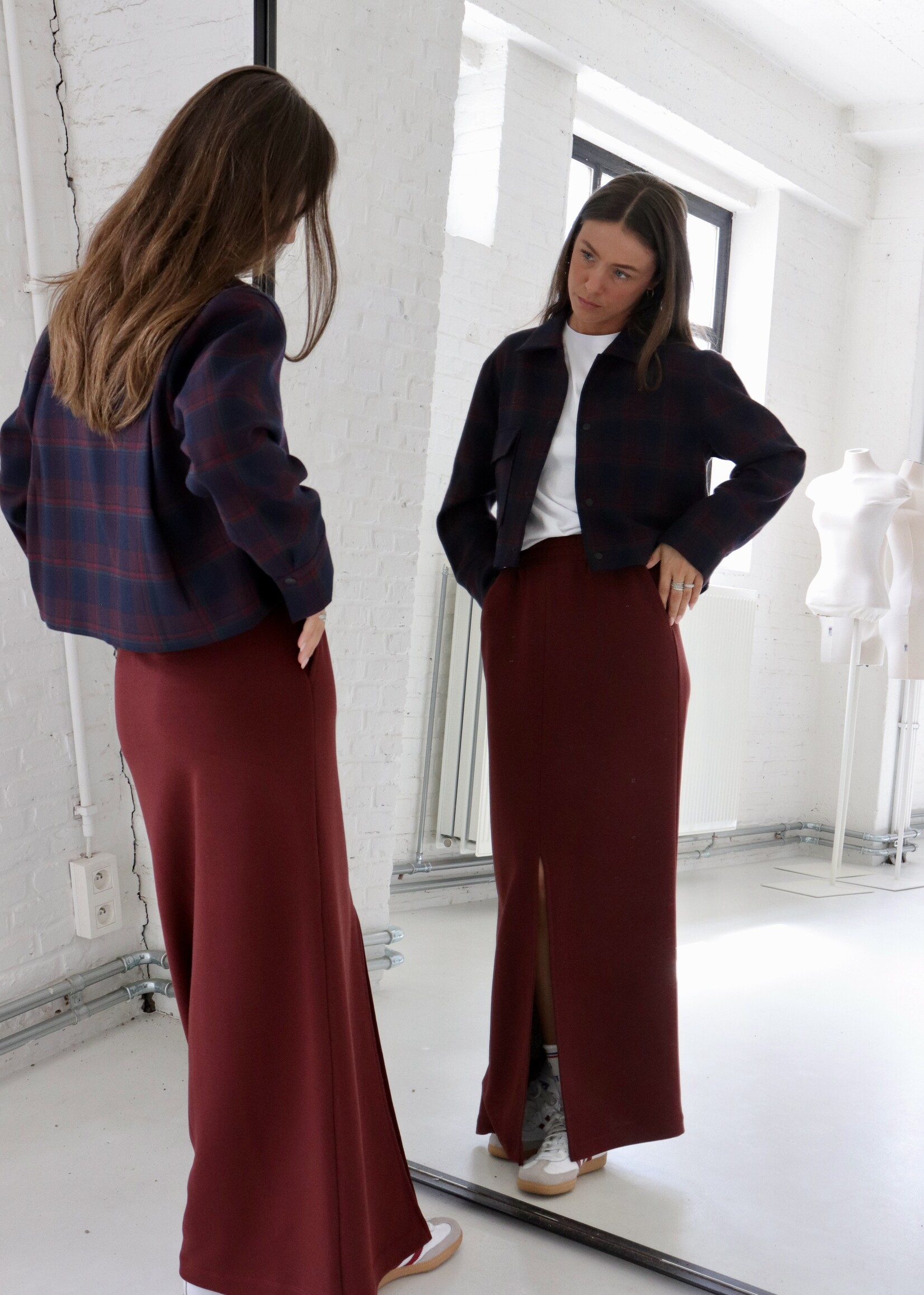 Thea - Cropped Jacket - Blue & Burgundy