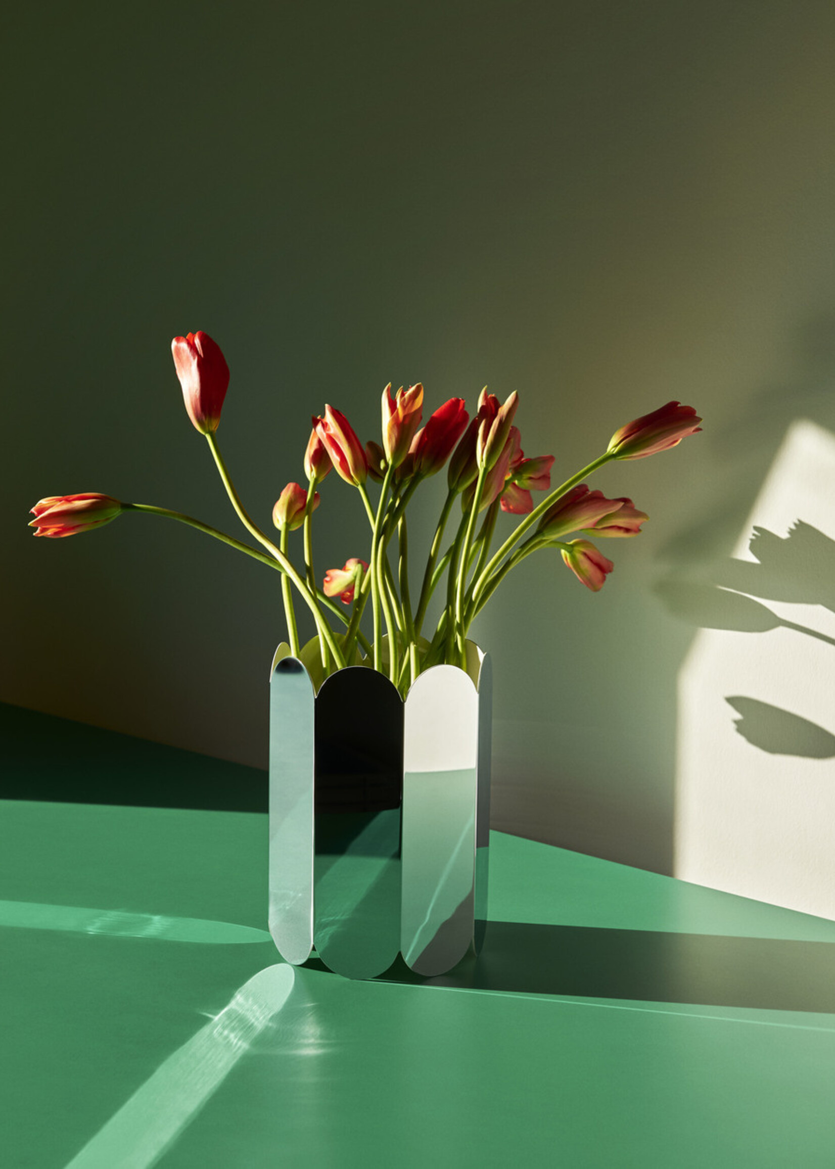 Hay Arcs Vase-Large-Mirror