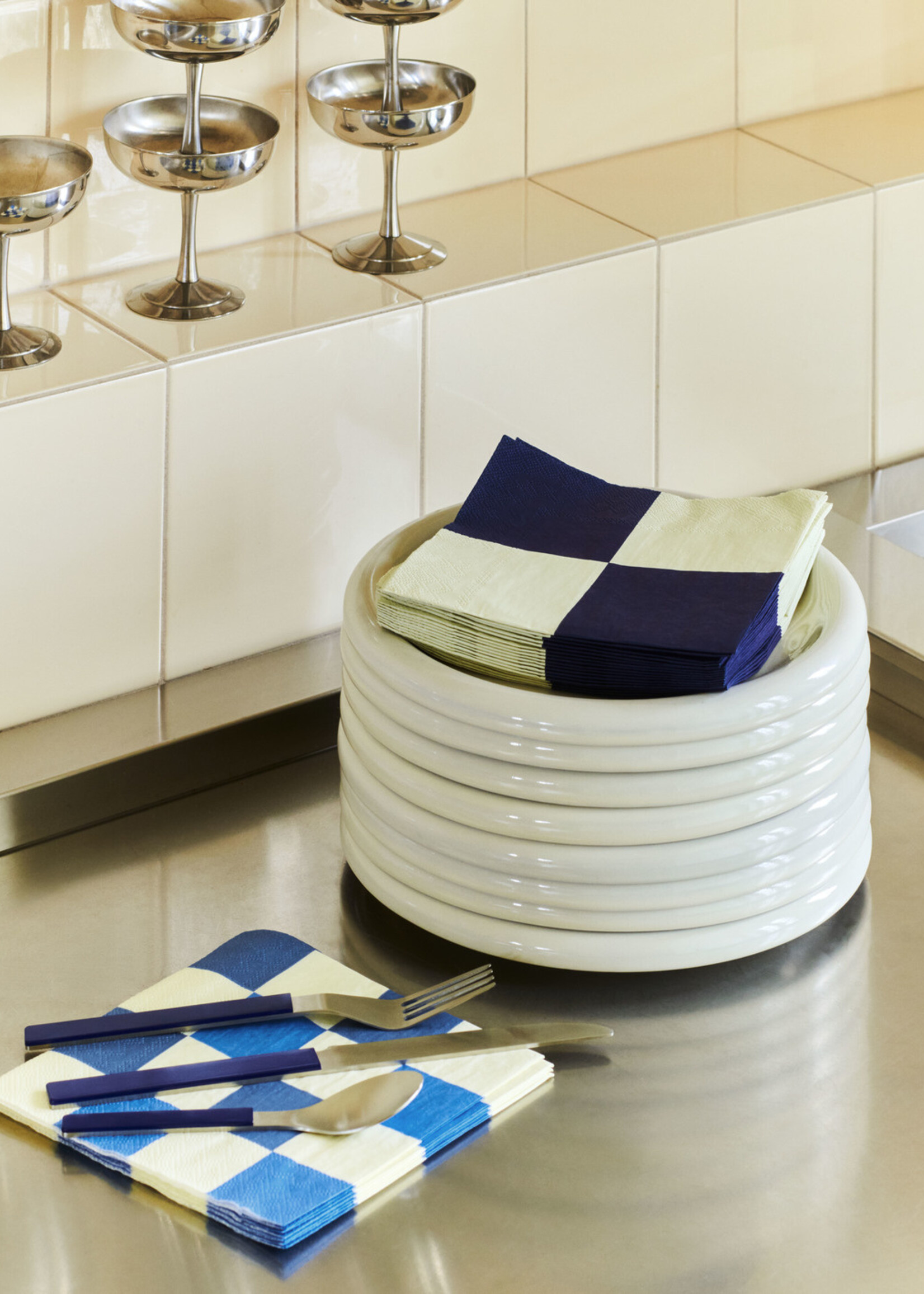 Hay Pattern Napkins-Off-white and dark blue L check