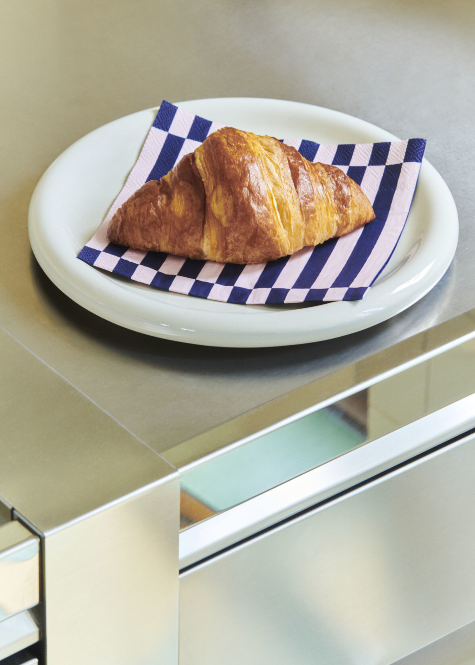 Hay Pattern Napkins-Light pink and dark blue pillar stripe