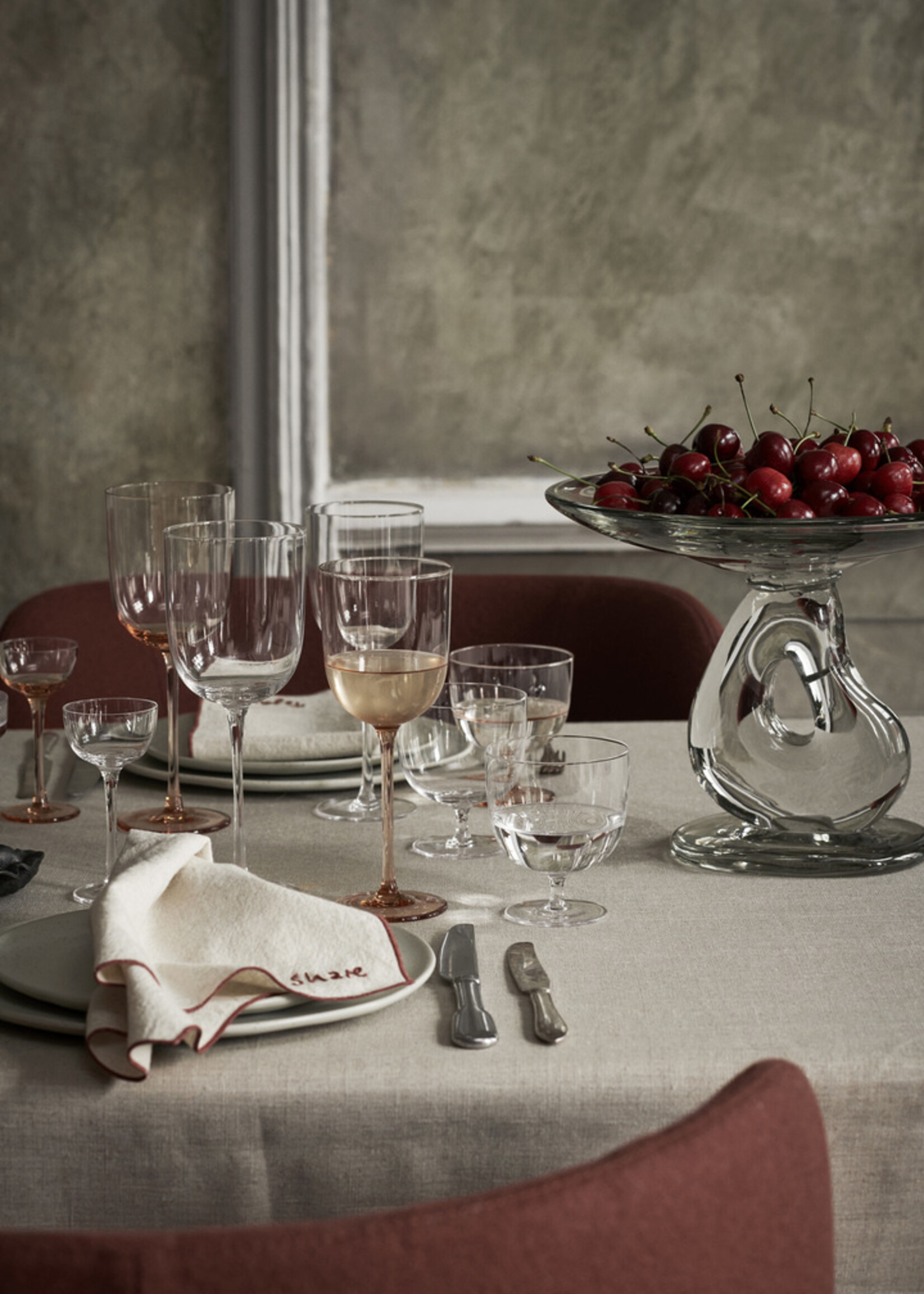 Ferm Host red wine glasses - Clear