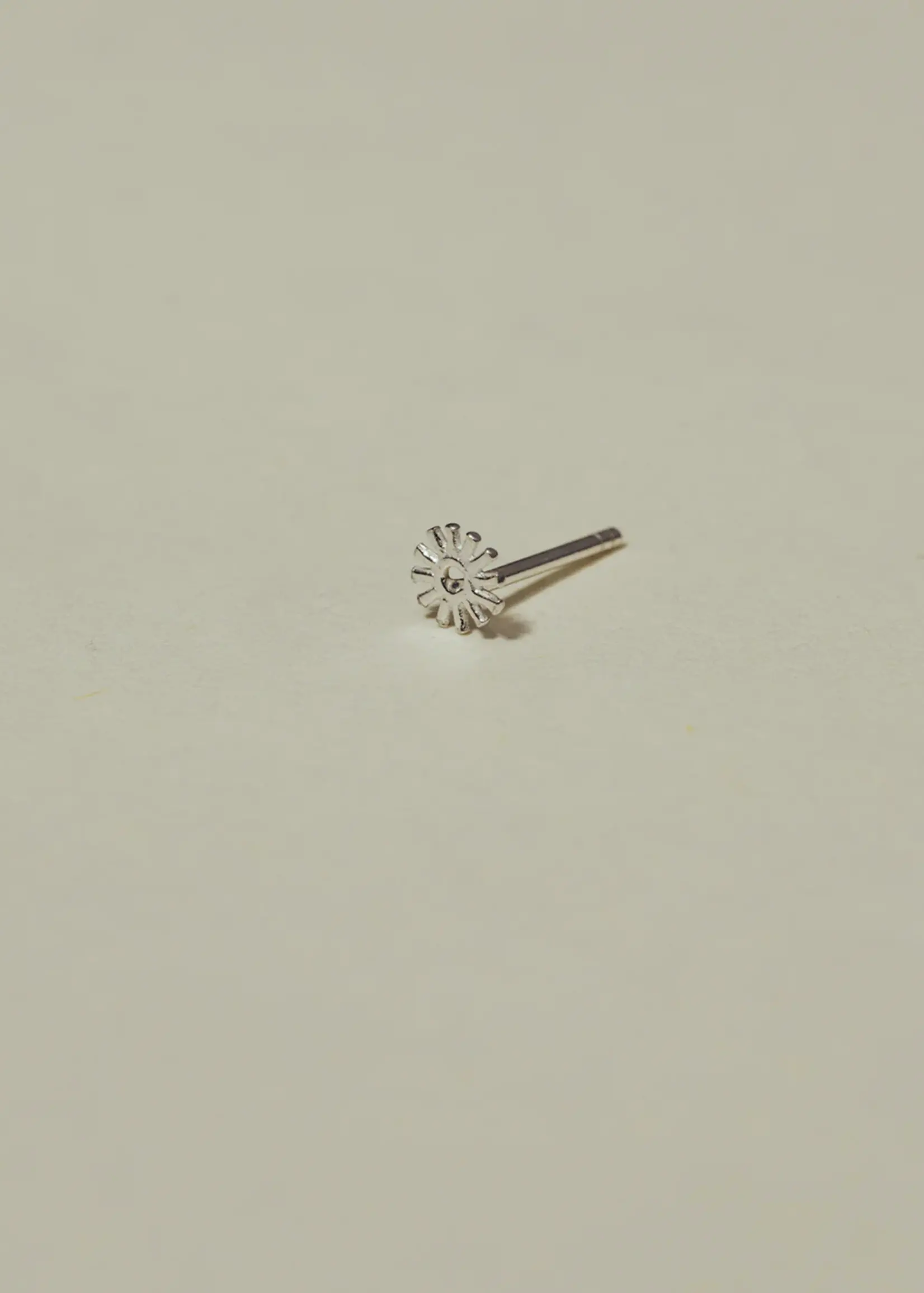 by1oak Sunny - stud - Silver