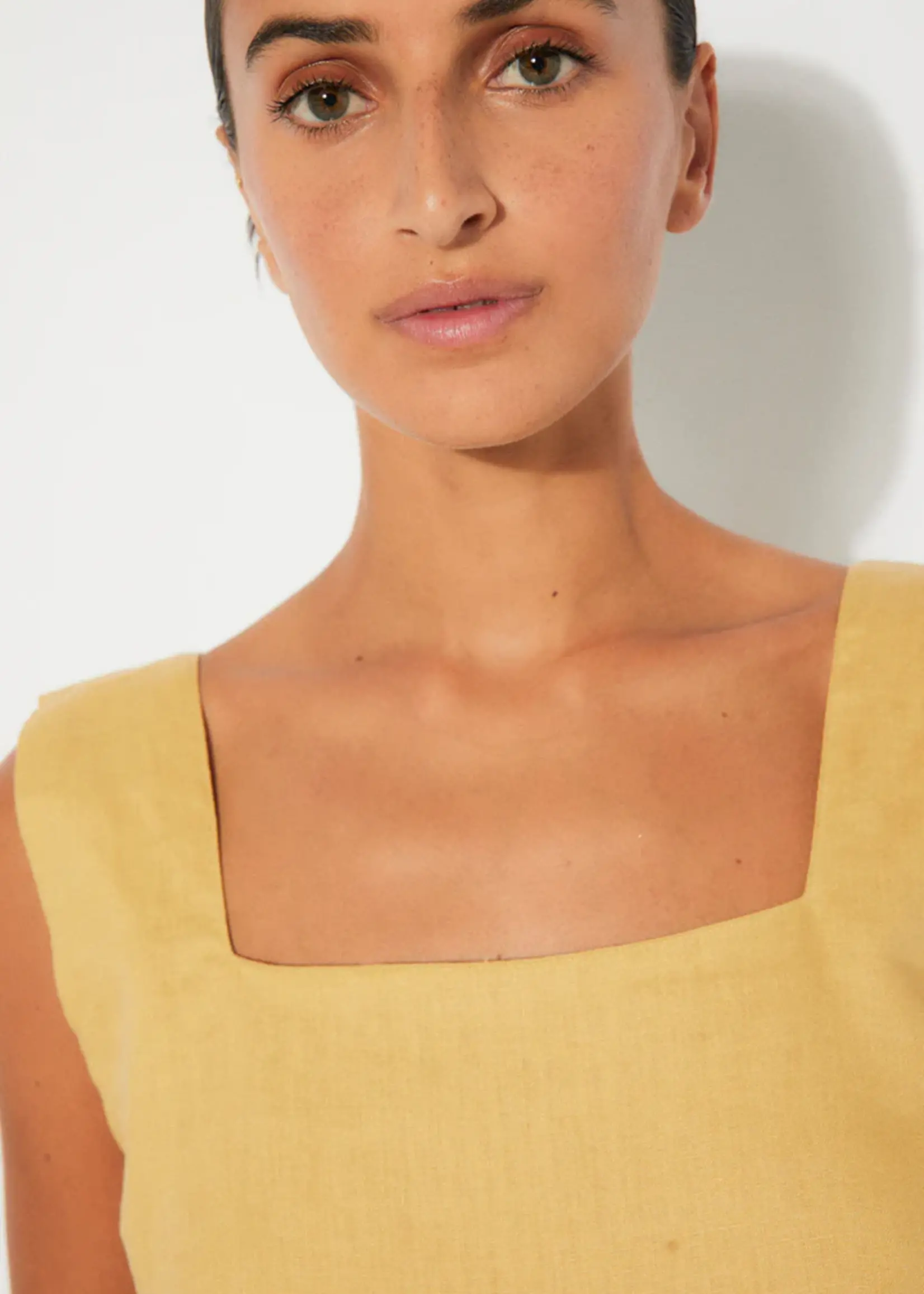 Rita Row Aurora top - Pineapple
