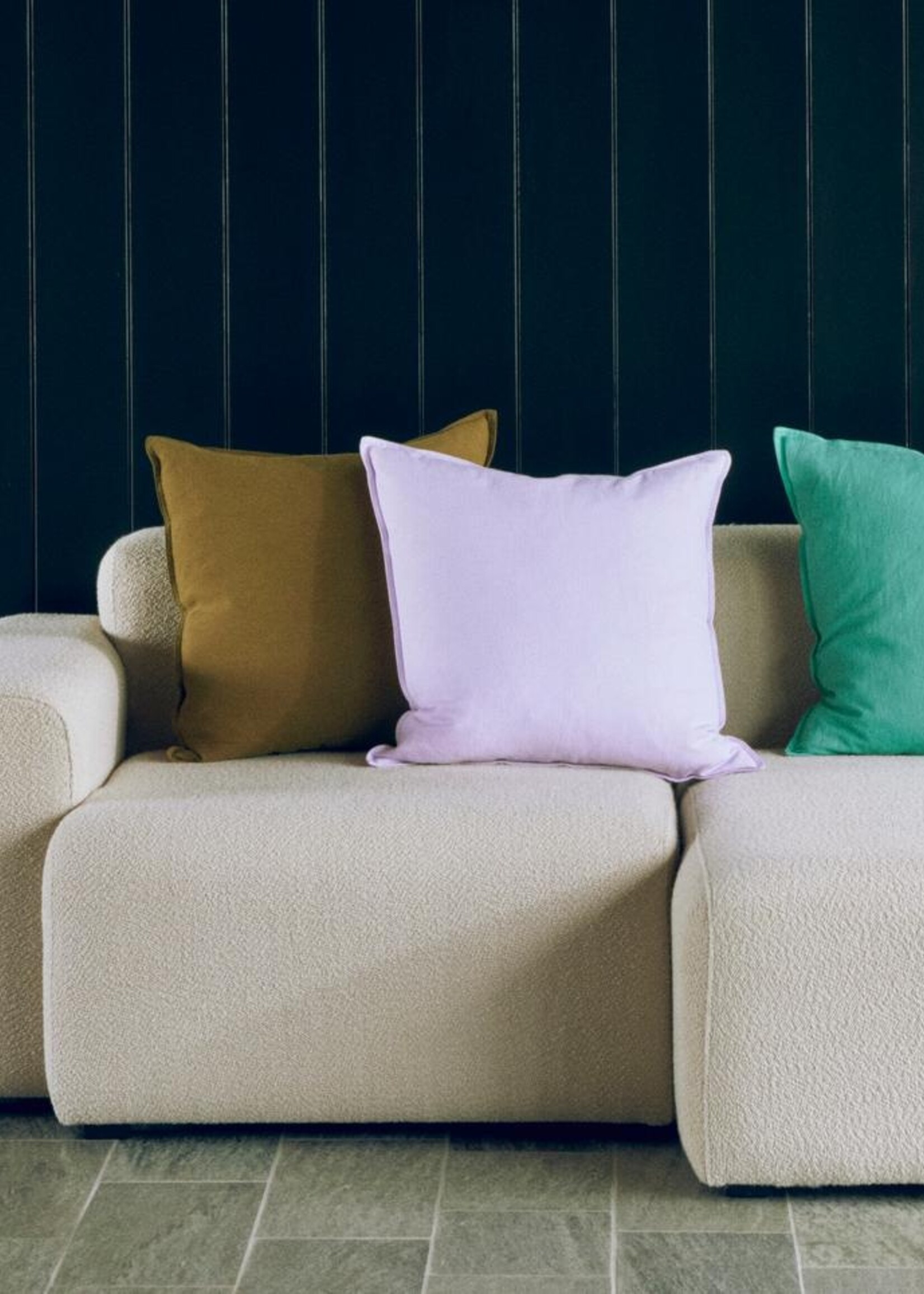 Hay Linen cushion - 50 x 50 - Emerald Green