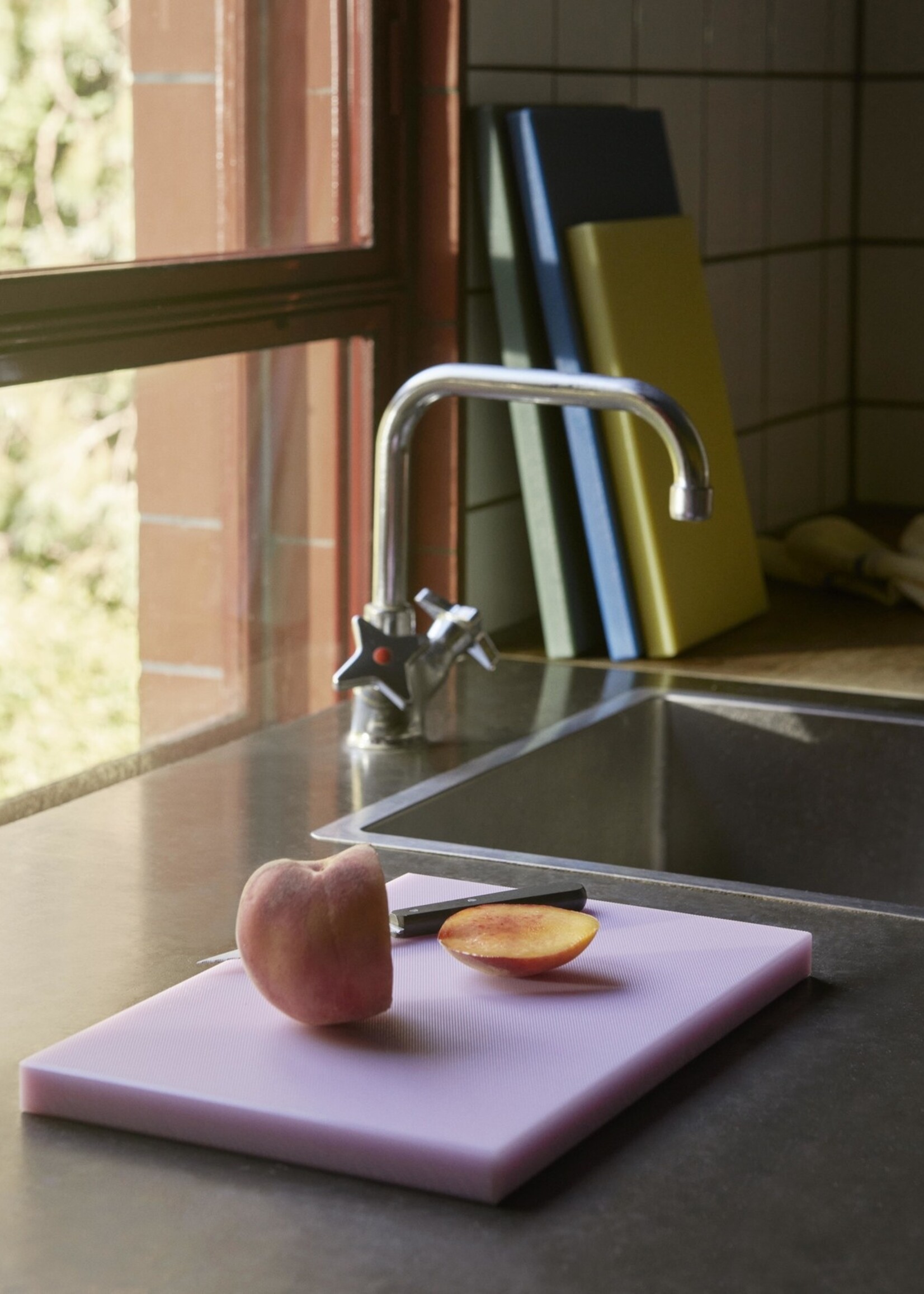 Hay Slice Chopping Board - Medium - Lavender