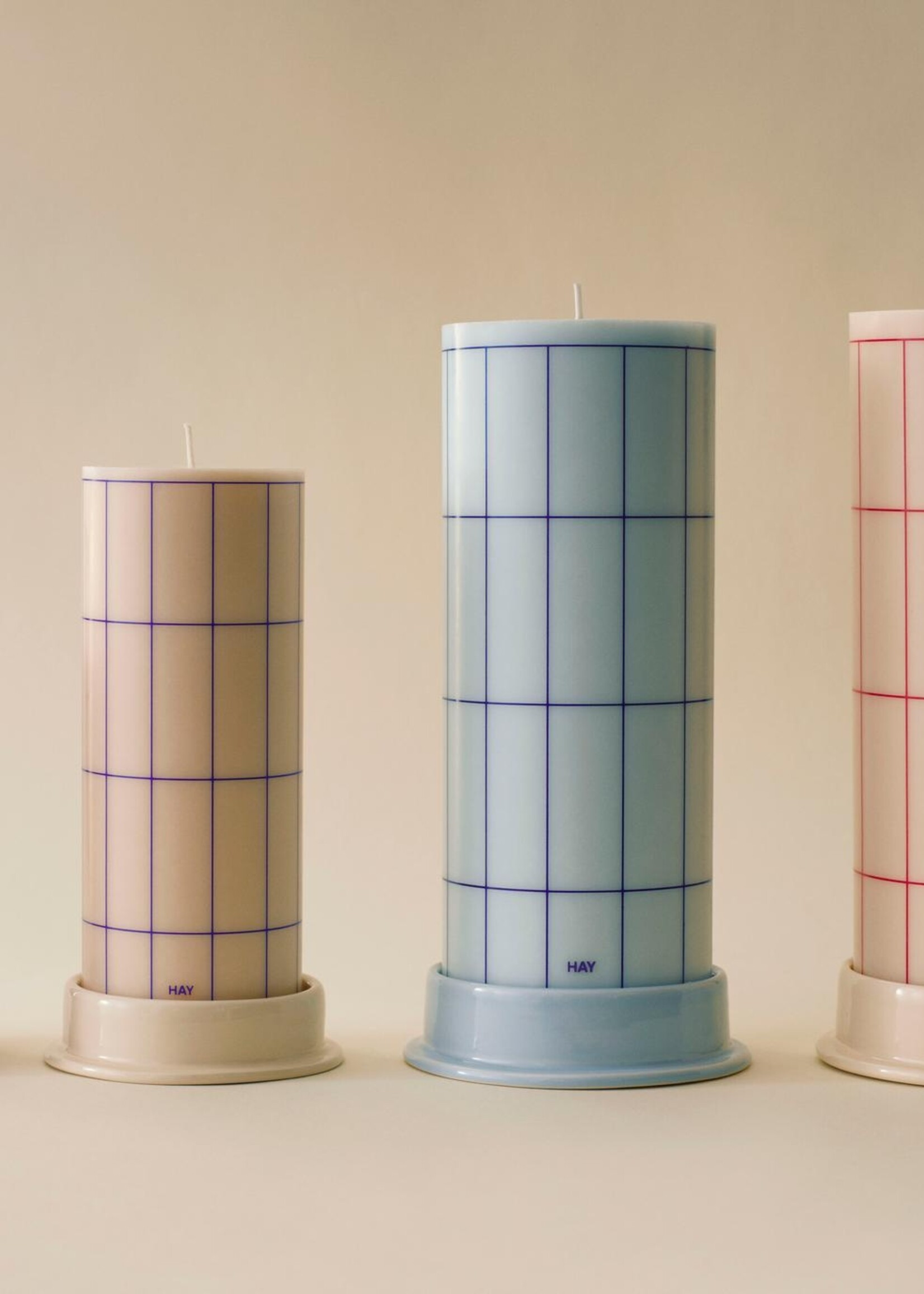 Hay Column Candle - Large - Off-white with red grid check