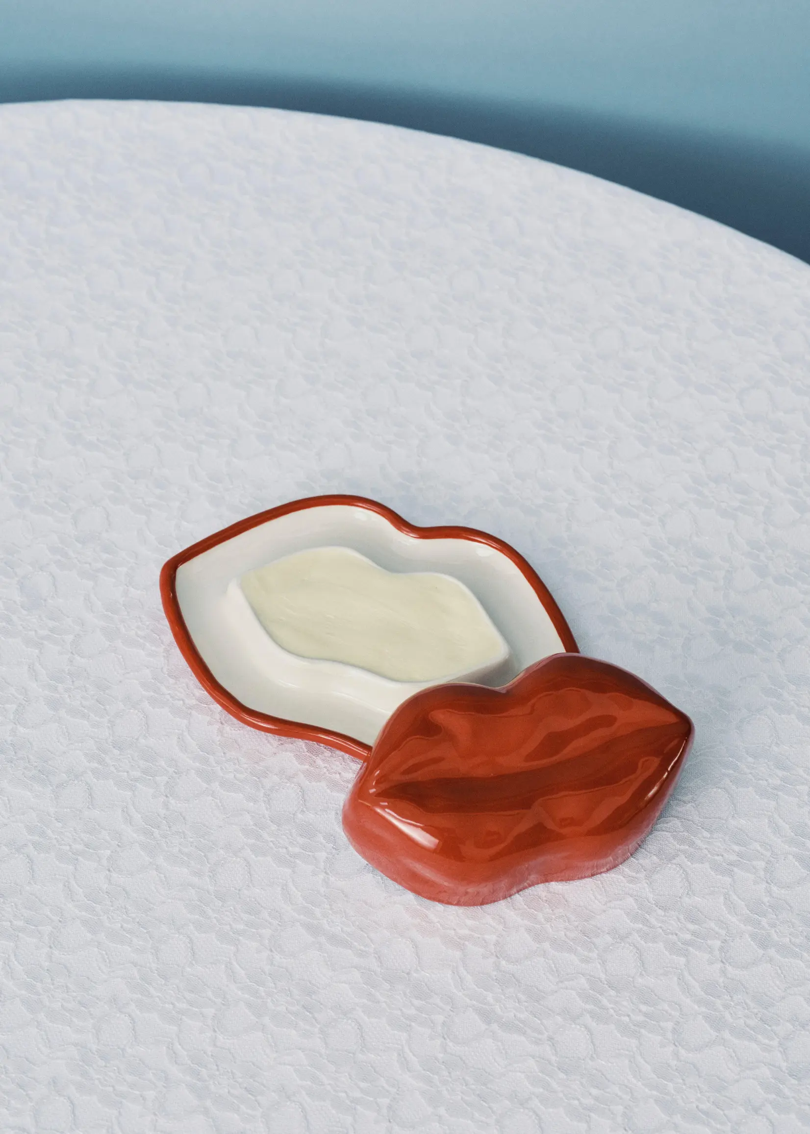 Serax Lips dish with lid