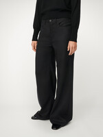 lois Skater Loose - Caster Fleece Black