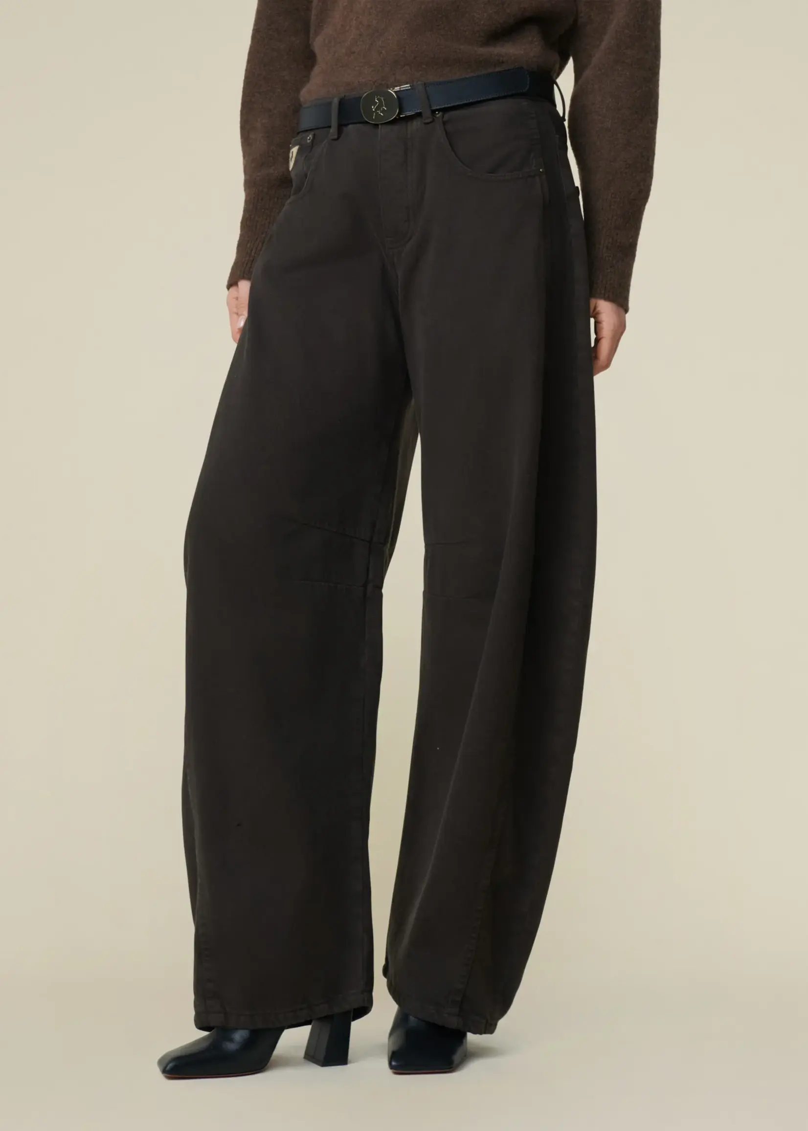 lois Aliana - chocolate brown