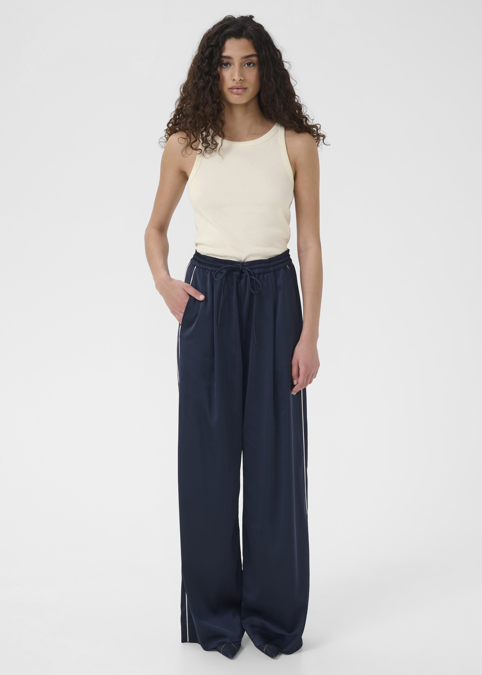 Gestuz GZBicca pants - SkyCaptain