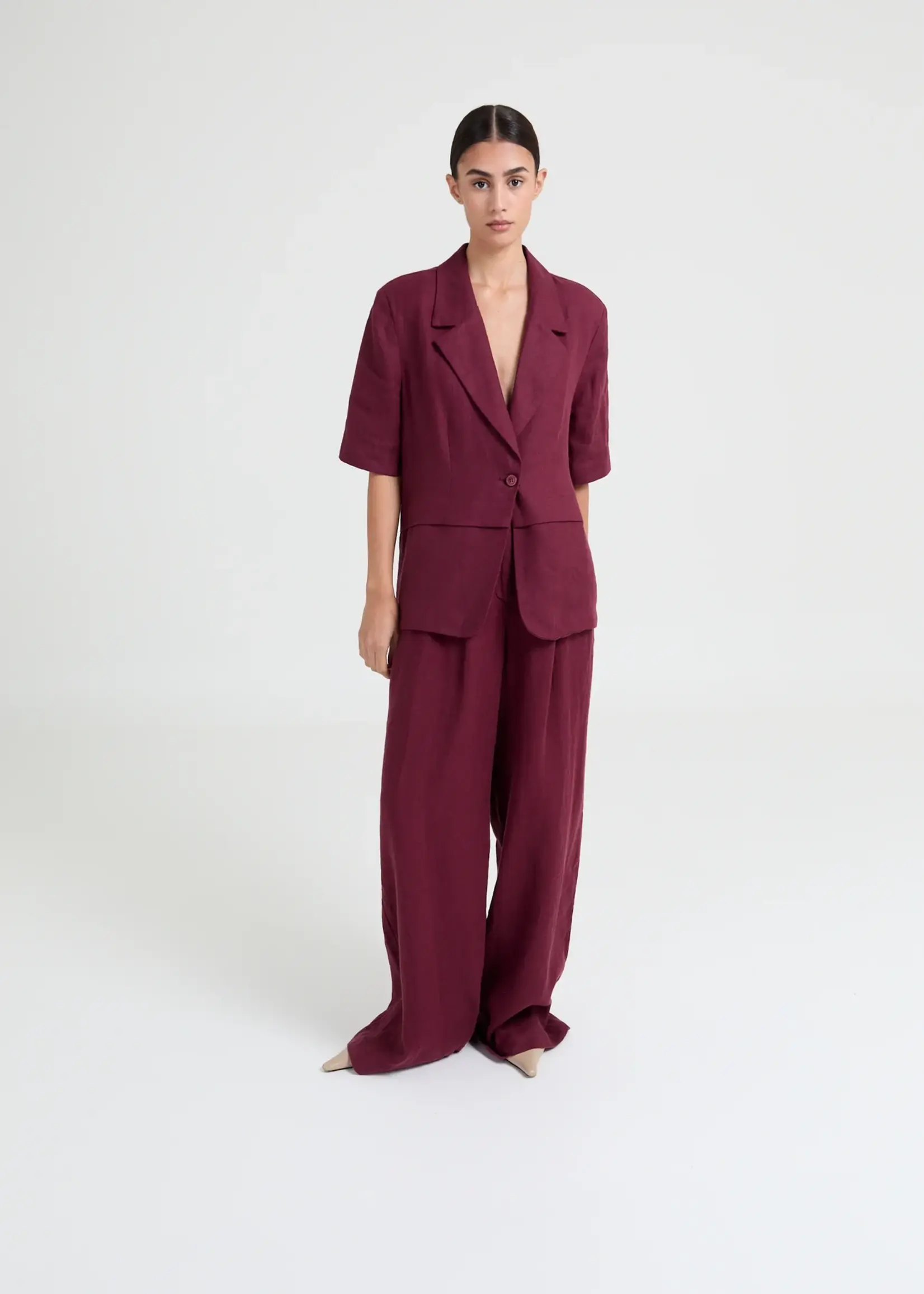 Sienna - Burgundy - Short Sleeved Blazer