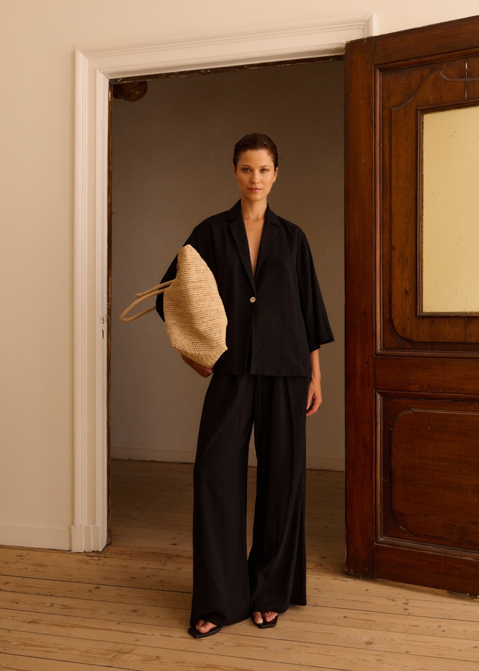 Club L'avenir Zaly'CL Blouse - Black