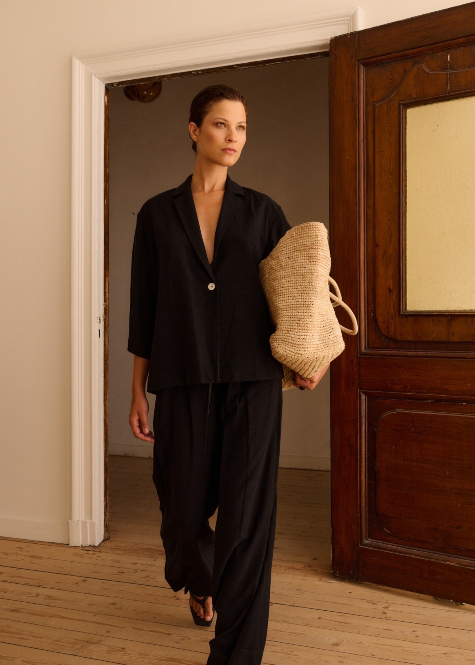 Club L'avenir Zaly'CL Blouse - Black