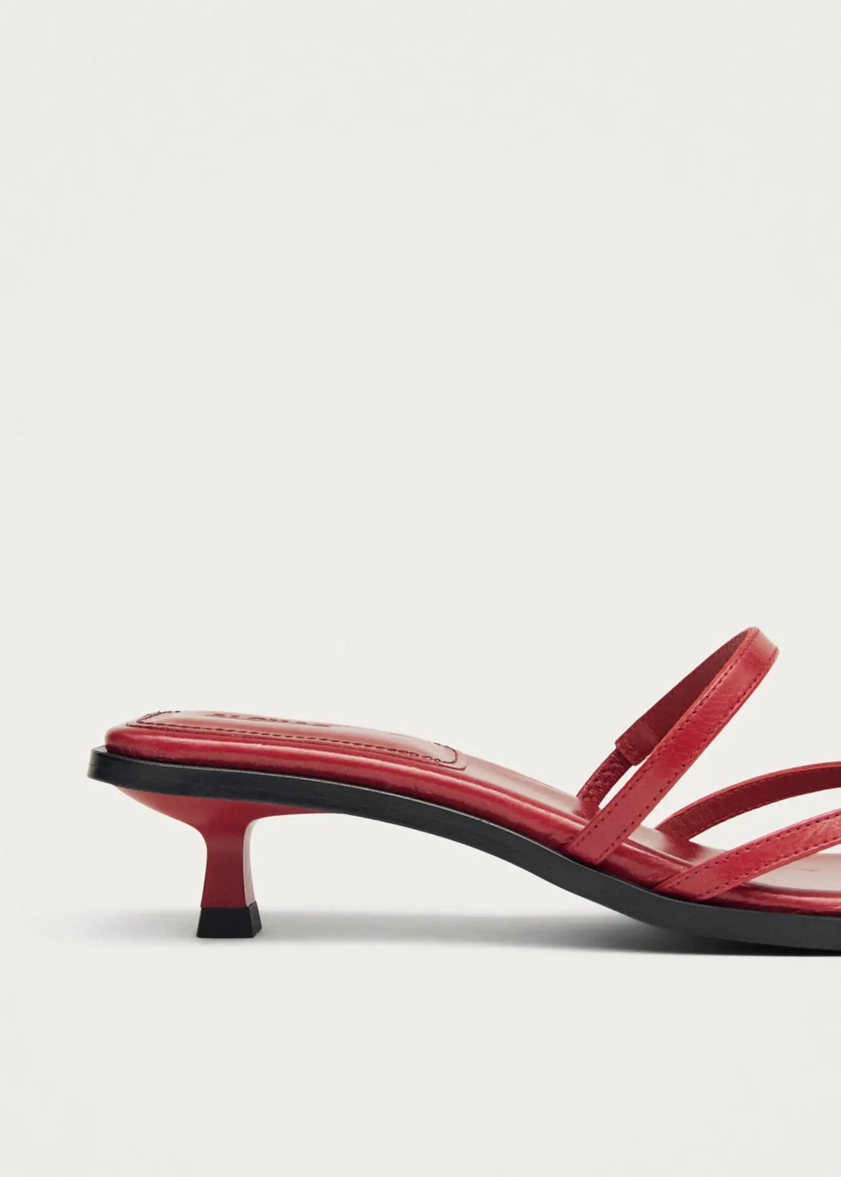 alohas Liko Rift Red Leather Sandals