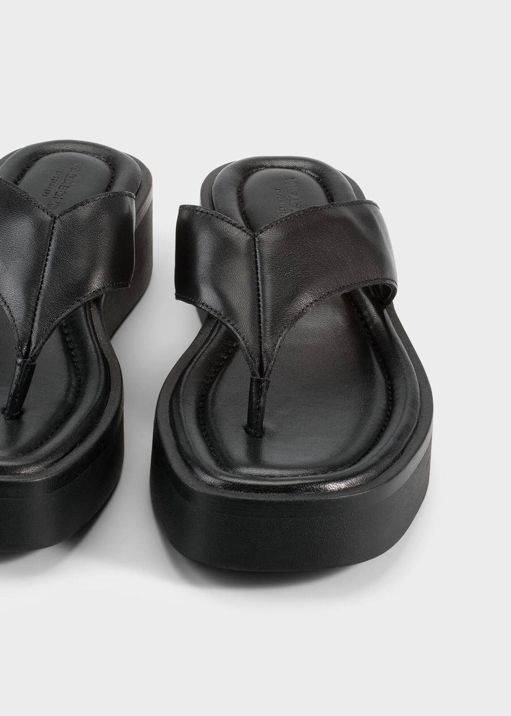 Vagabond Danya platform Sandals - black