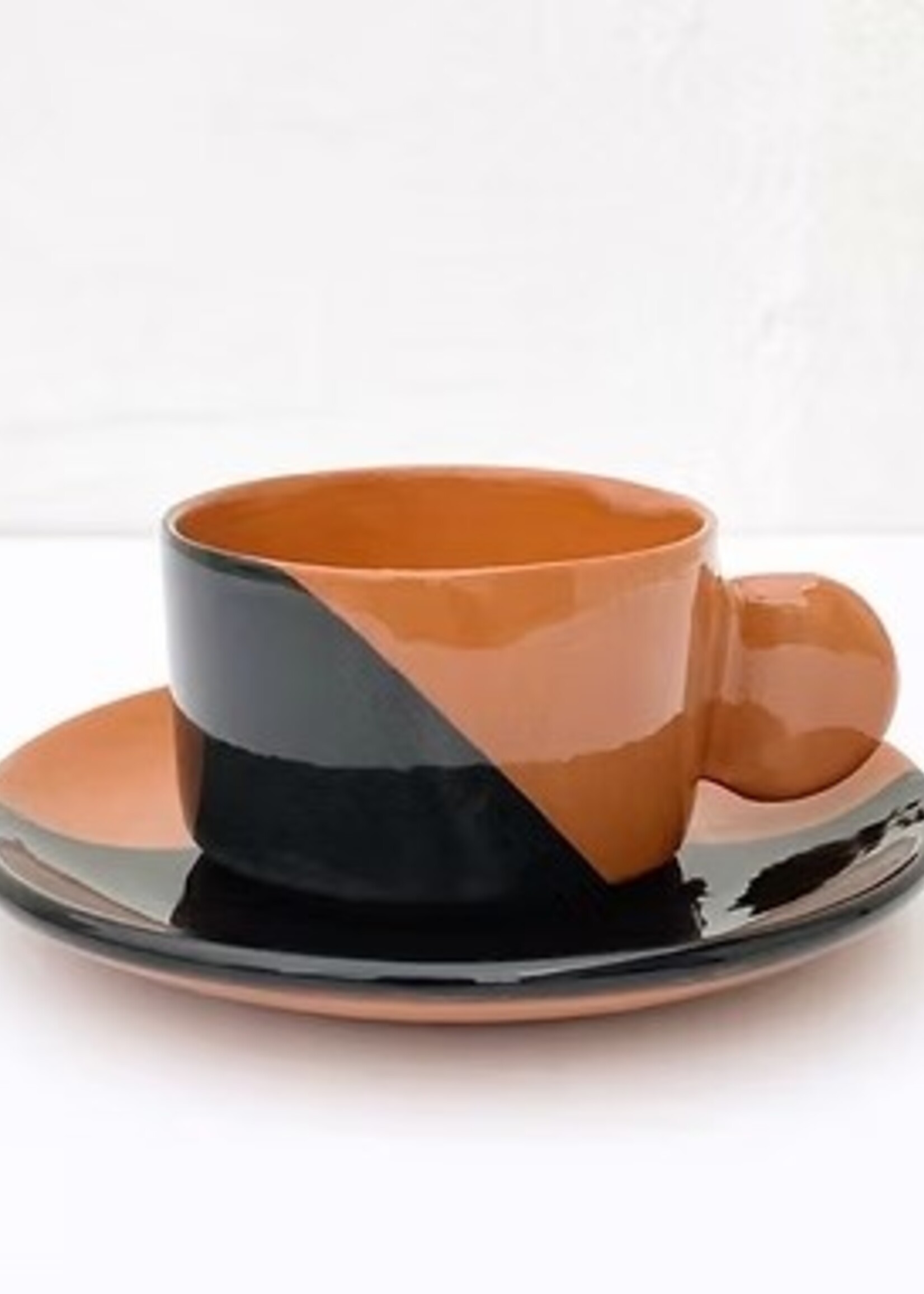 Casa Cubista dipped tea saucer - black