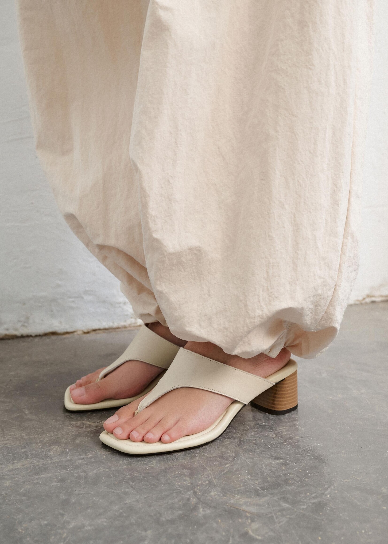 Vagabond Evie Sandals - Cream