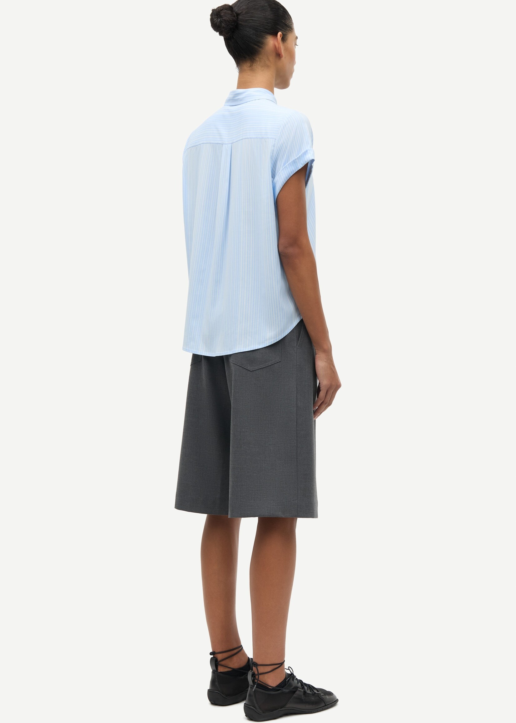 Samsøe Samsøe Saharper pleat shorts - Ombre Blue
