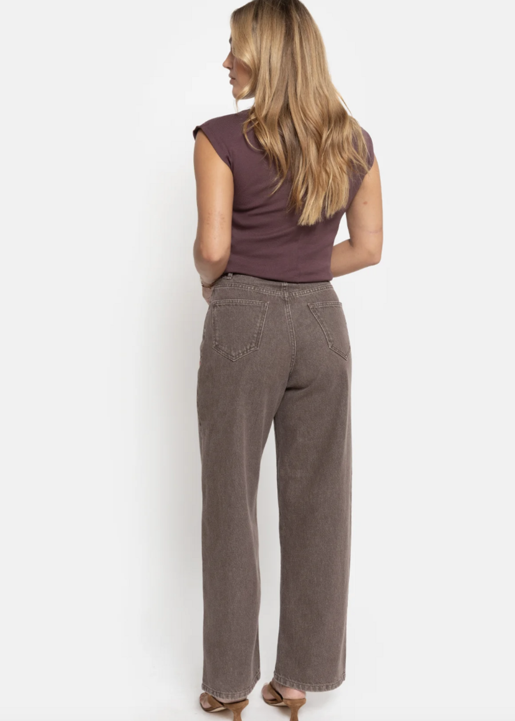 Mel Mimi chestnut straight denim