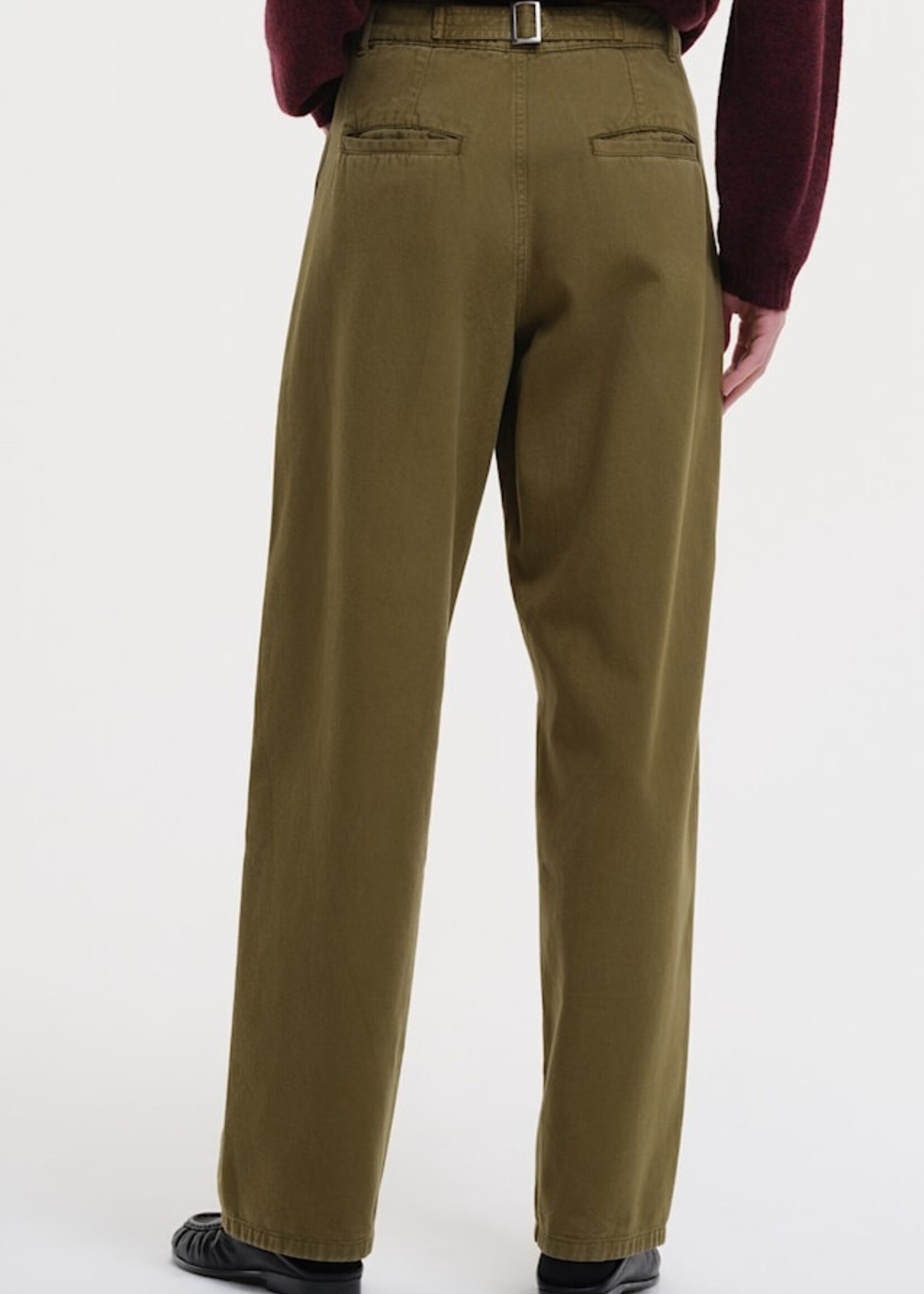 our sister WPeggy Barel Fit pants - Khaki