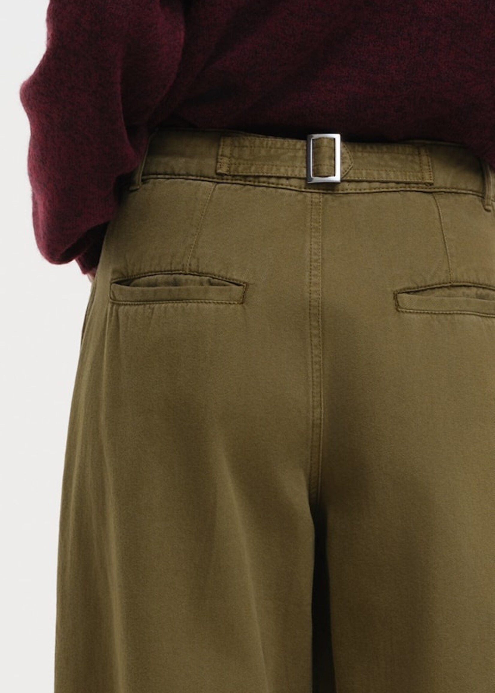 our sister WPeggy Barel Fit pants - Khaki