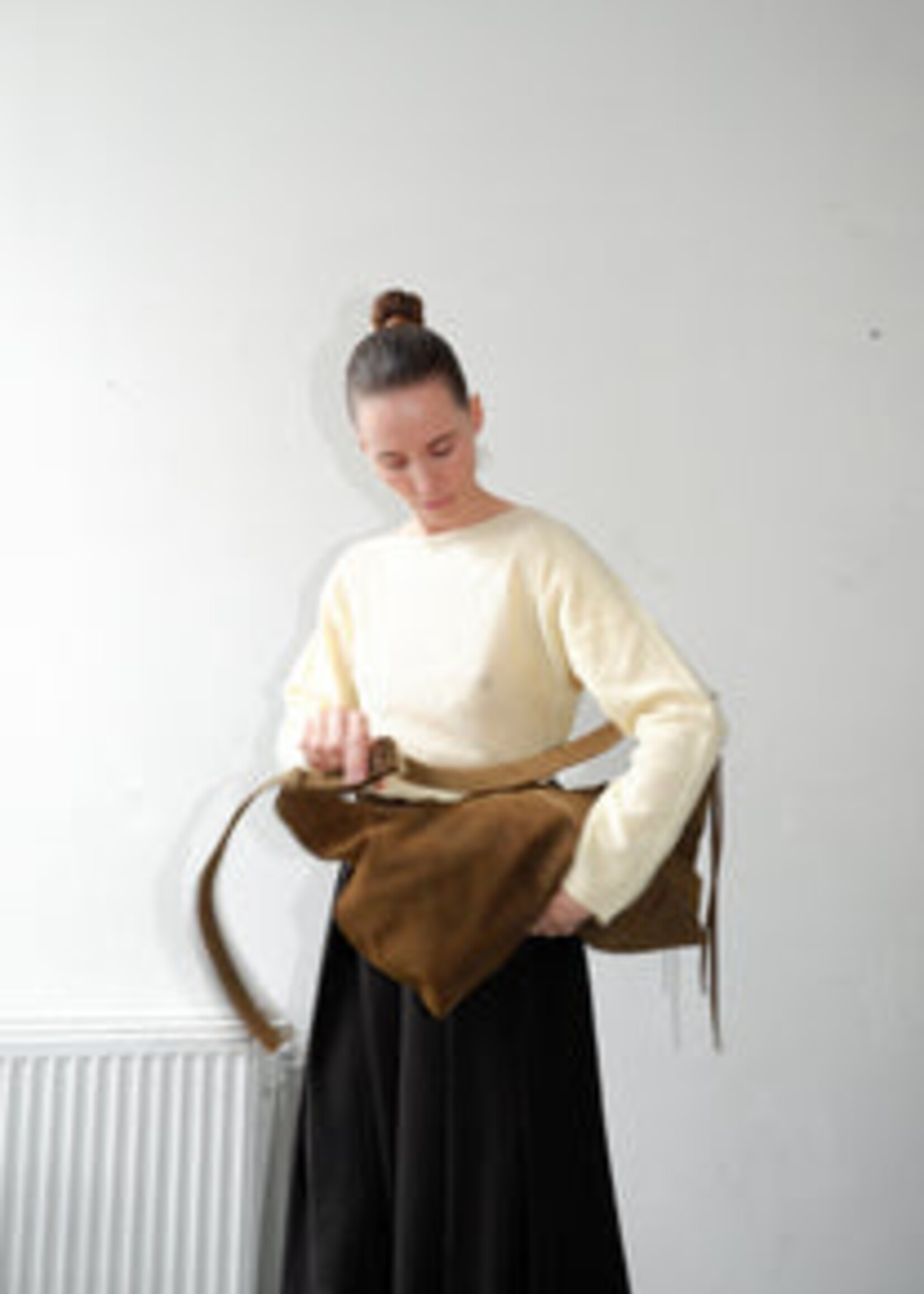 nona Large Slouchy Bag - Olive (Suede)