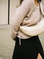 nona Banana bag XS - Crushed Patent Cream