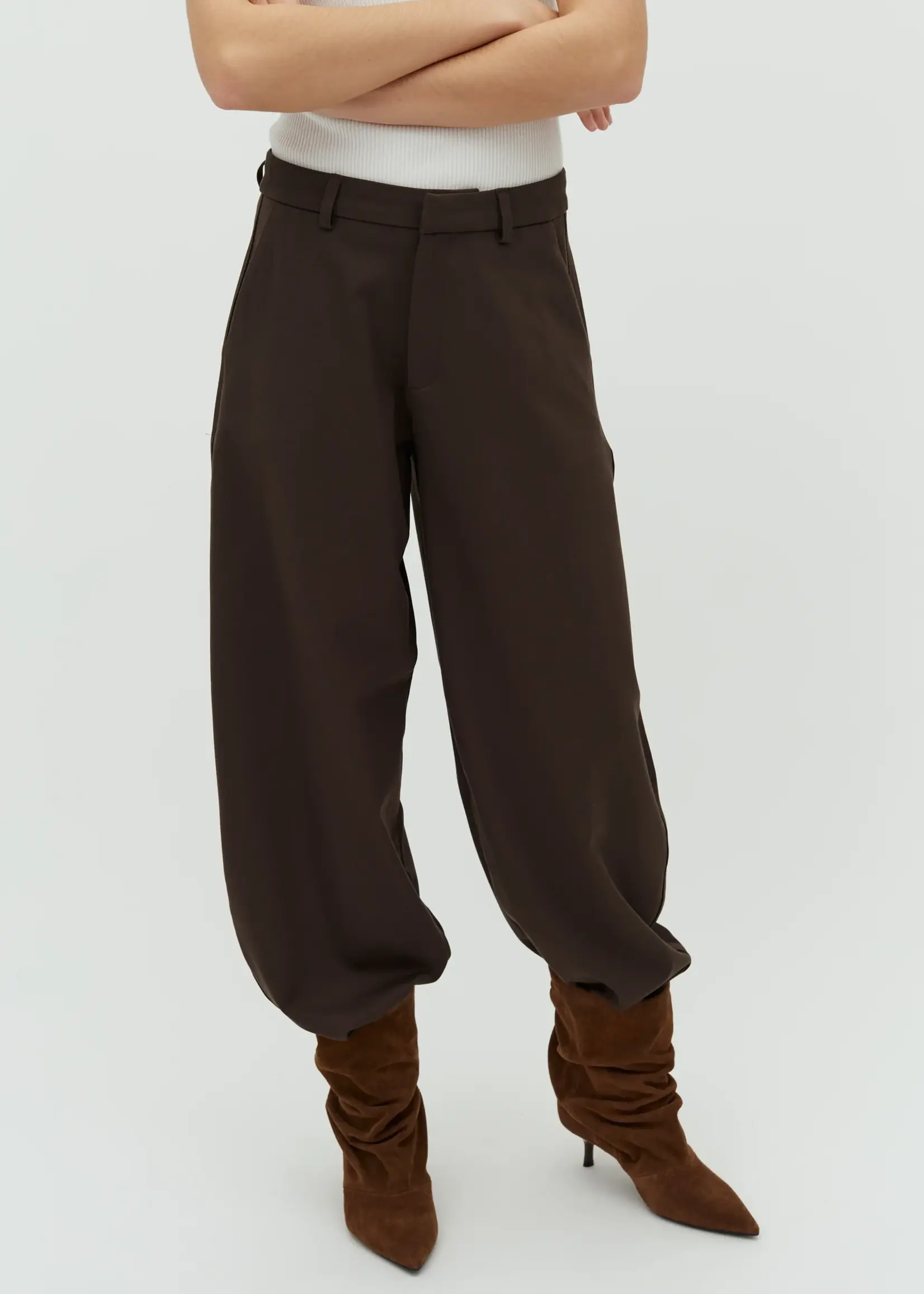 mbyM Silira-M Kikko - Coffee brown