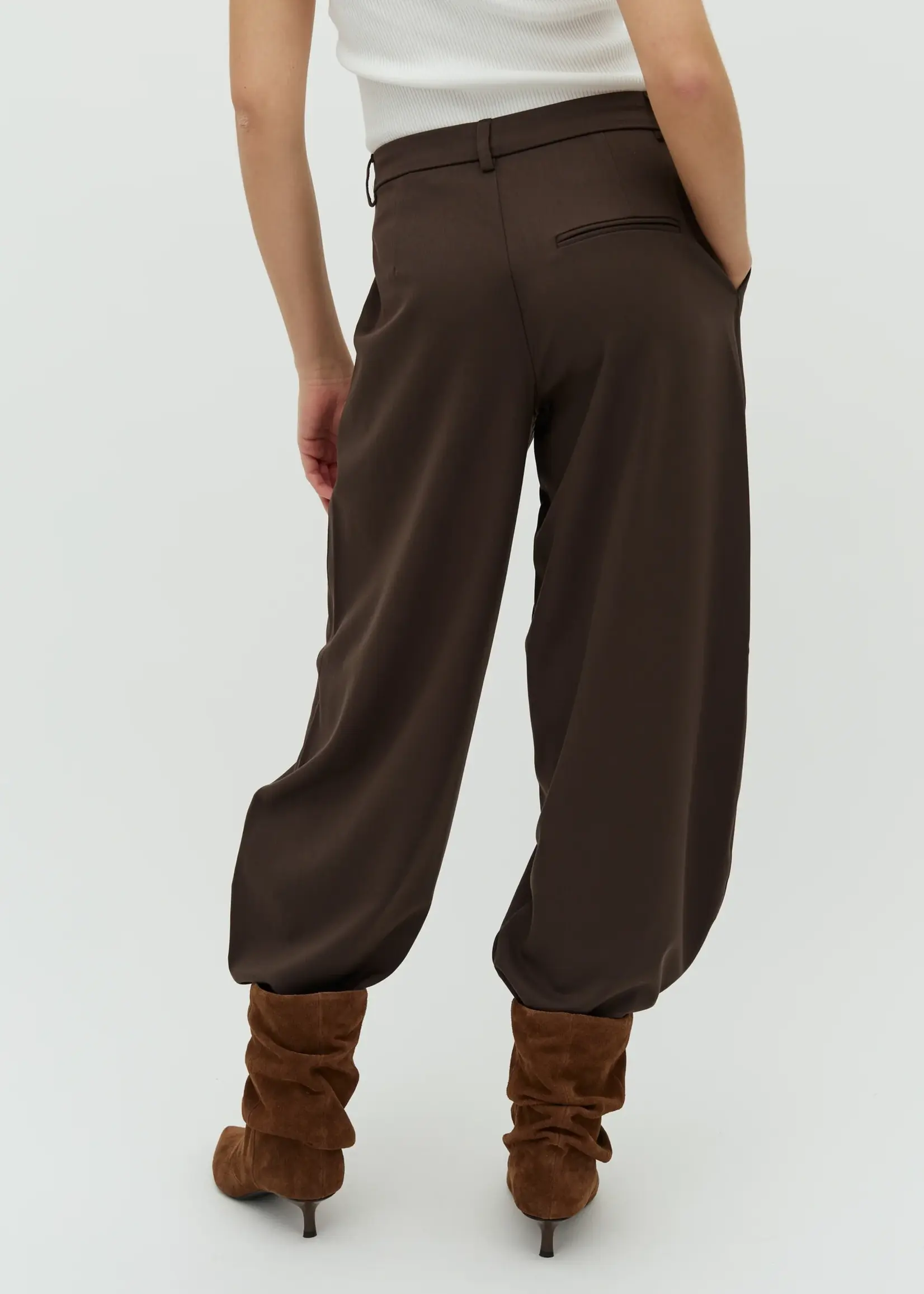 mbyM Silira-M Kikko - Coffee brown