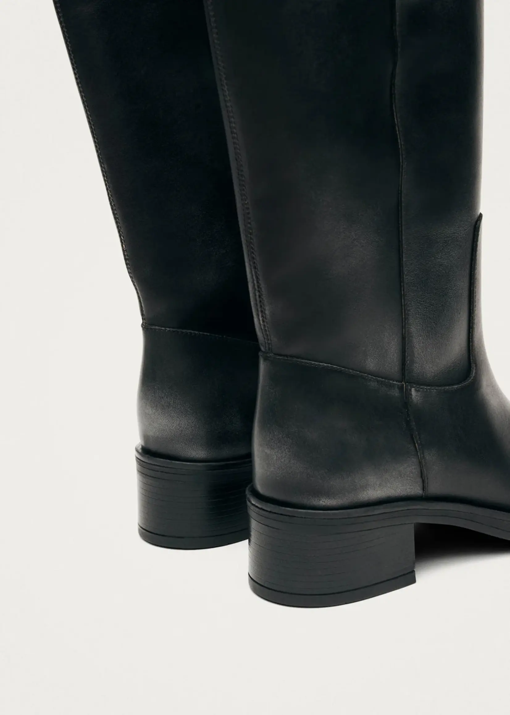 alohas Sajan Back Leather boots