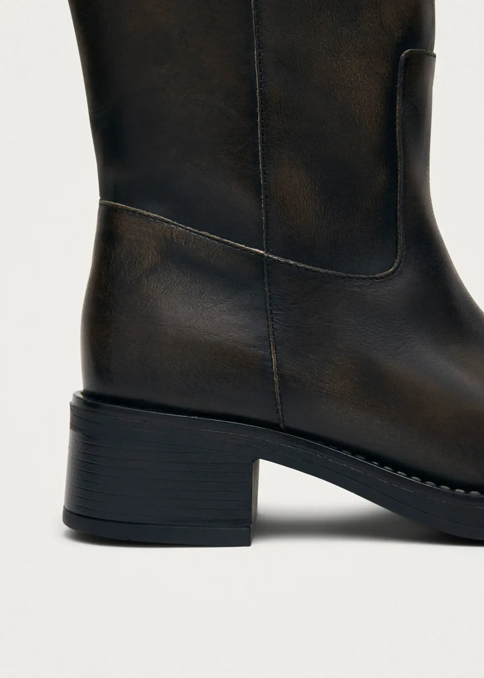 alohas Rajan Brushed Brown leather boots
