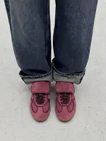 alohas Club Suede Raspberry Leather sneakers