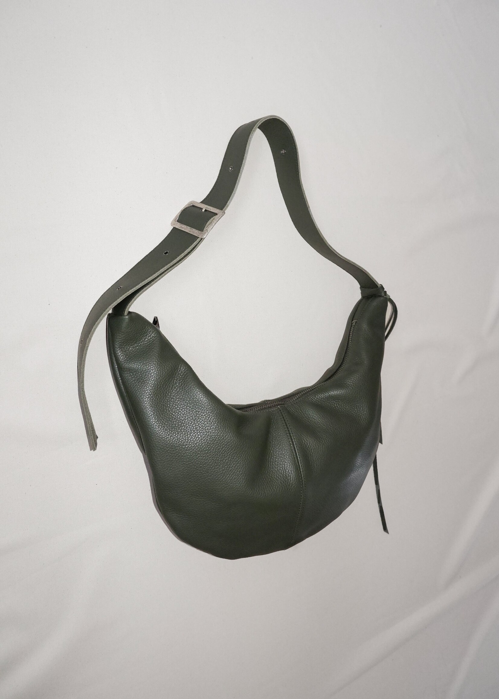 nona Buckle Banana XL - Dark Green