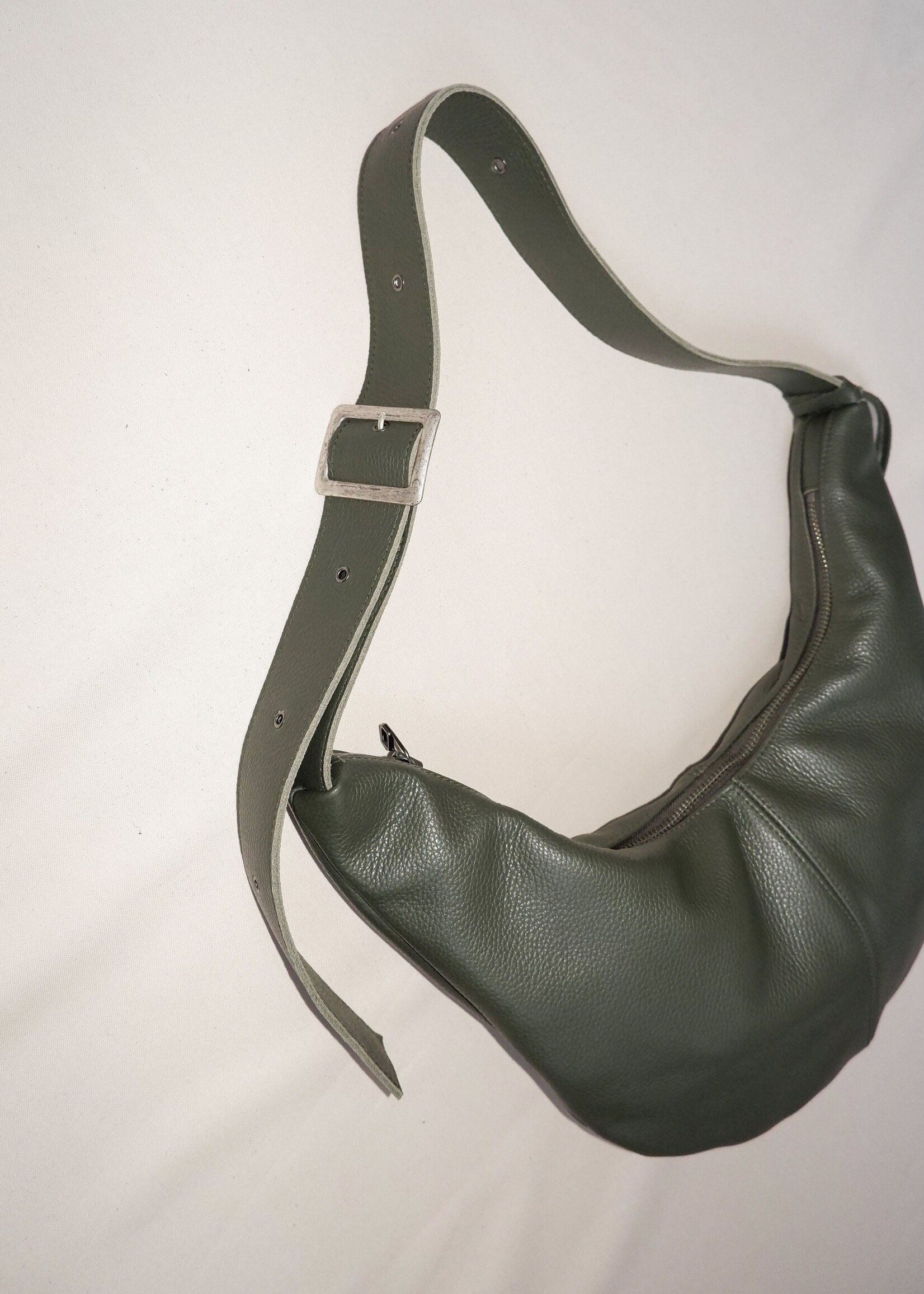 nona Buckle Banana XL - Dark Green