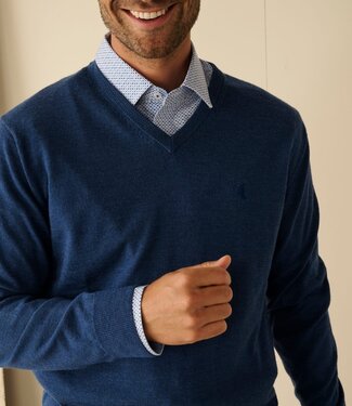 FORMEN V-hals trui - merino denim blauw